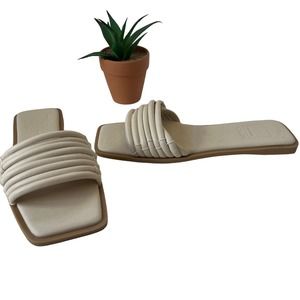 Dolce Vita NYX Flat Sandals Womens Shoes Sz 9 Cream Square Toe Slip On Strappy